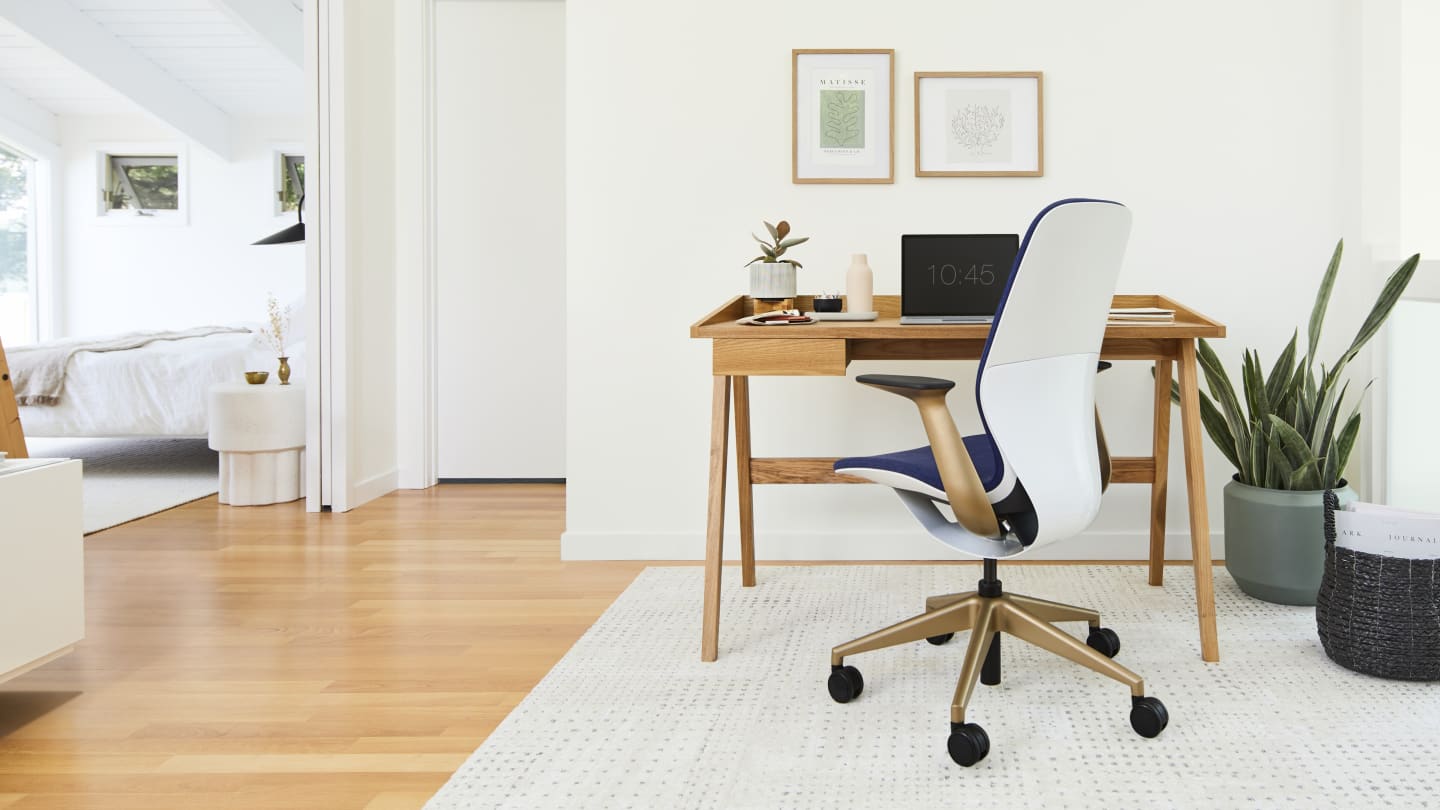 Steelcase store silq review