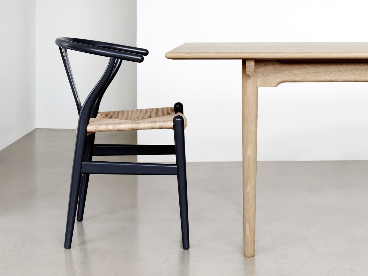 CH24 Children's Wishbone Chair by Carl Hansen & Son | DSHOP