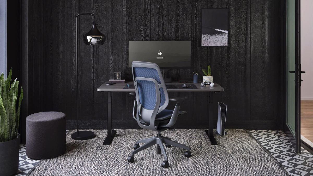 Karman Mesh Desk Chair - Ready To Ship | Steelcase Store