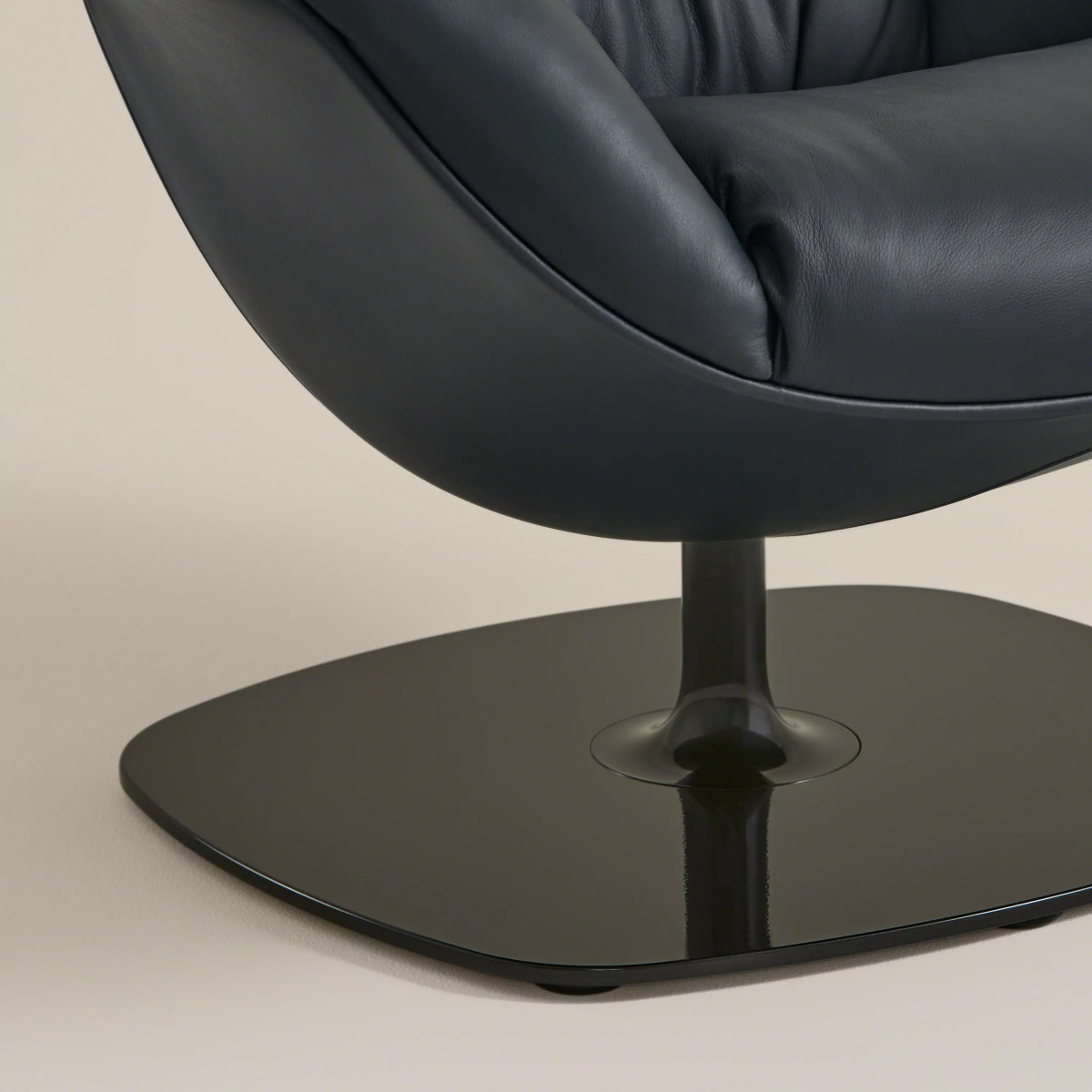 sossai meubelpoten van natuurlijk beukenhout CLIF ROUND HMF2 45 cm hoog rond schuin ontwerp voor stoelen tafels kasten
