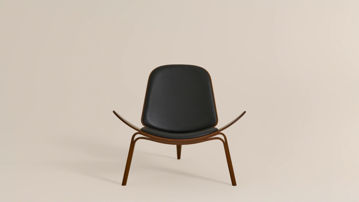 Carl Hansen & Son　CH07シェルチェア Shell Chair CH07 by Carl Hansen & Son | Steelcase Store