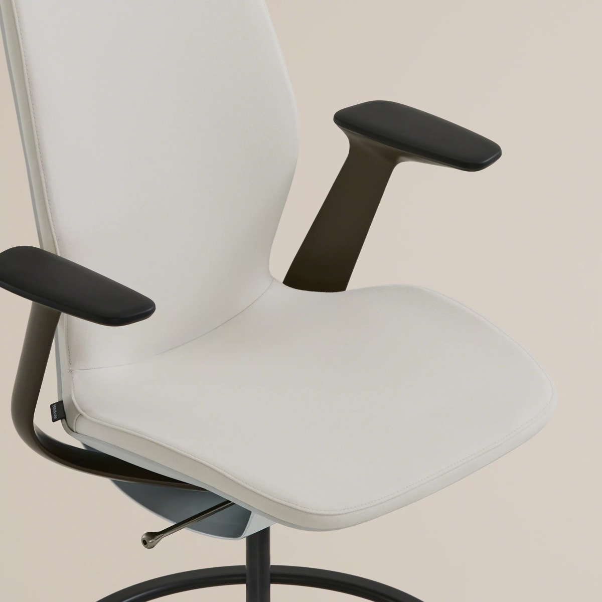 Steelcase SILQ Stool - Thumbnail 5