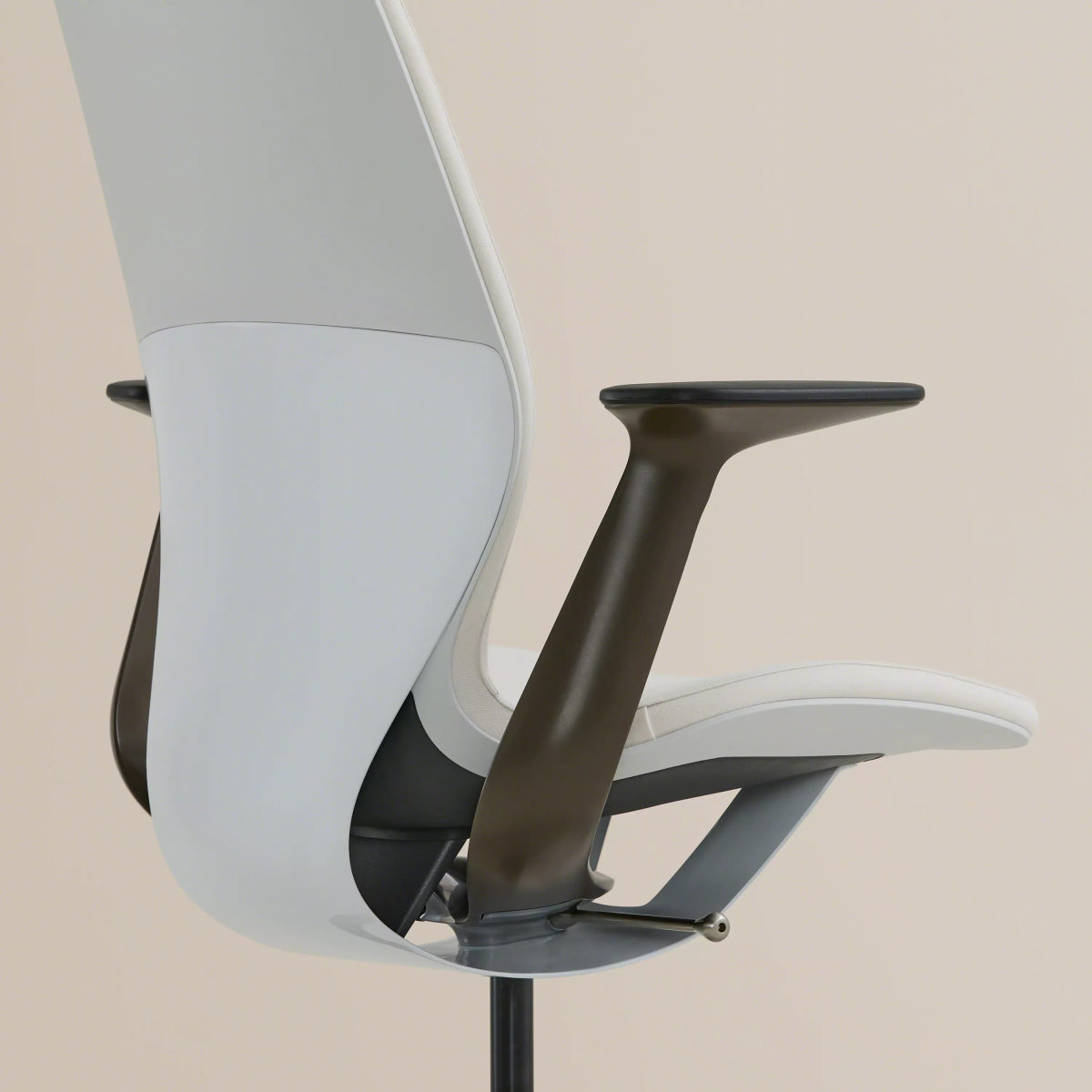 Steelcase SILQ Stool - Thumbnail 3