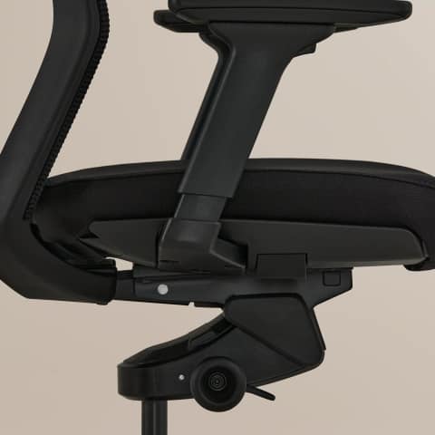 ZILO Modern Task & Conference Chair | Steelcase Store