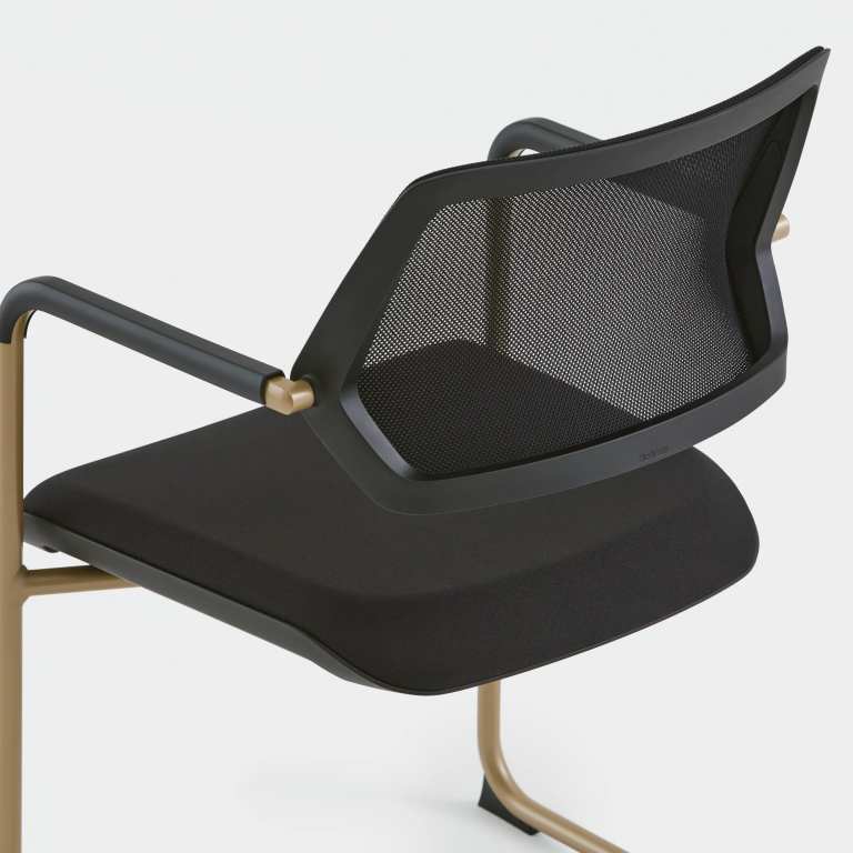 Steelcase qivi chair top