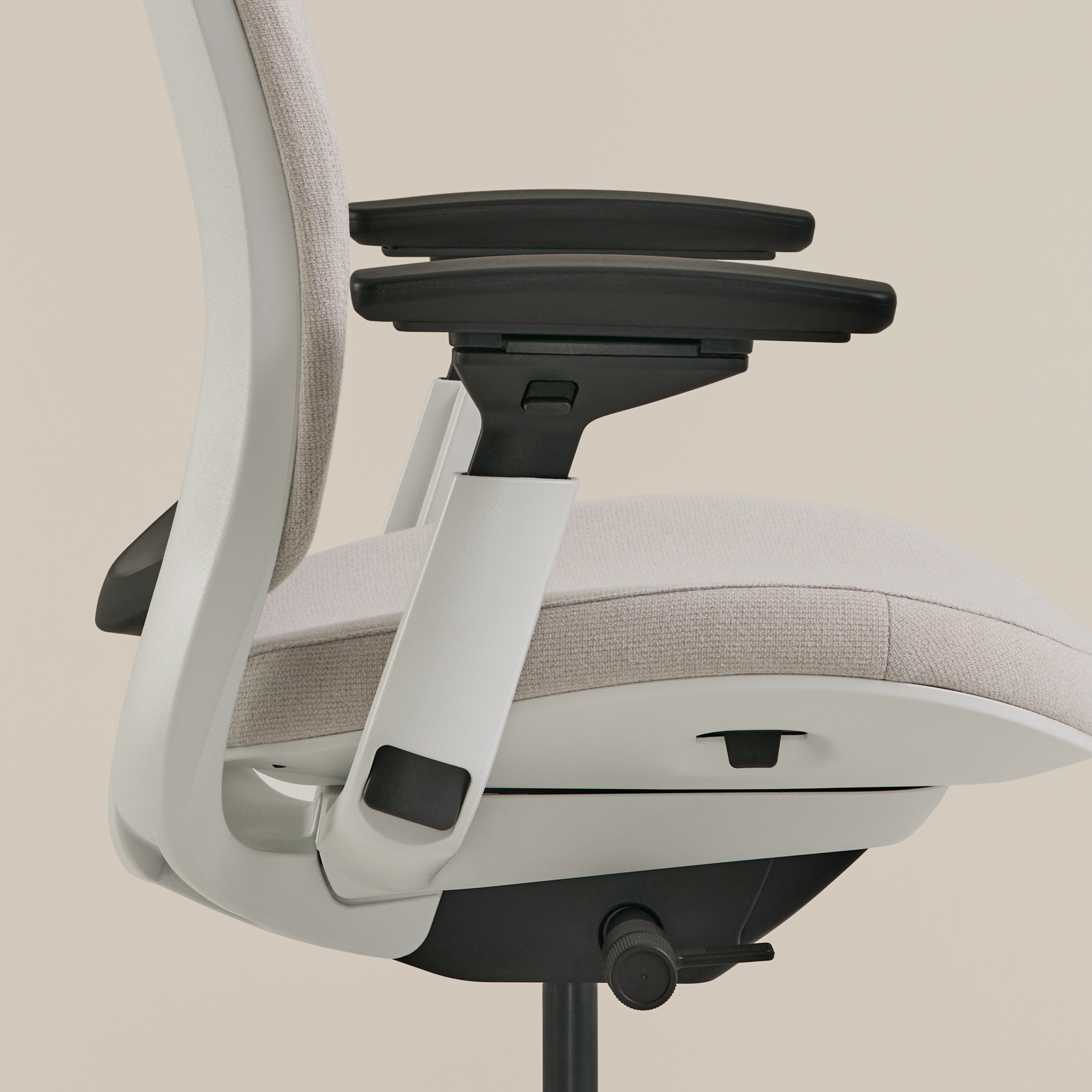 Steelcase Series 2 Stool | Steelcase Store